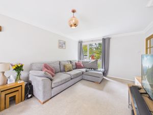 Sitting Room- click for photo gallery
